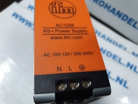 IFM AC1256   30,5VDC 2,8A 057AA011