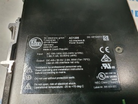 IFM AC1256   30,5VDC 2,8A 057AA011