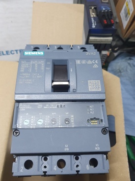 Siemens (B) 100A 3P  3VA2010-5HN32-0AA0