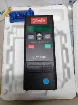 Danfoss VLT 2807  0,75 kw  267700A025