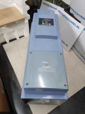 Hitachi L100 IP  4 kw  071103672AC 